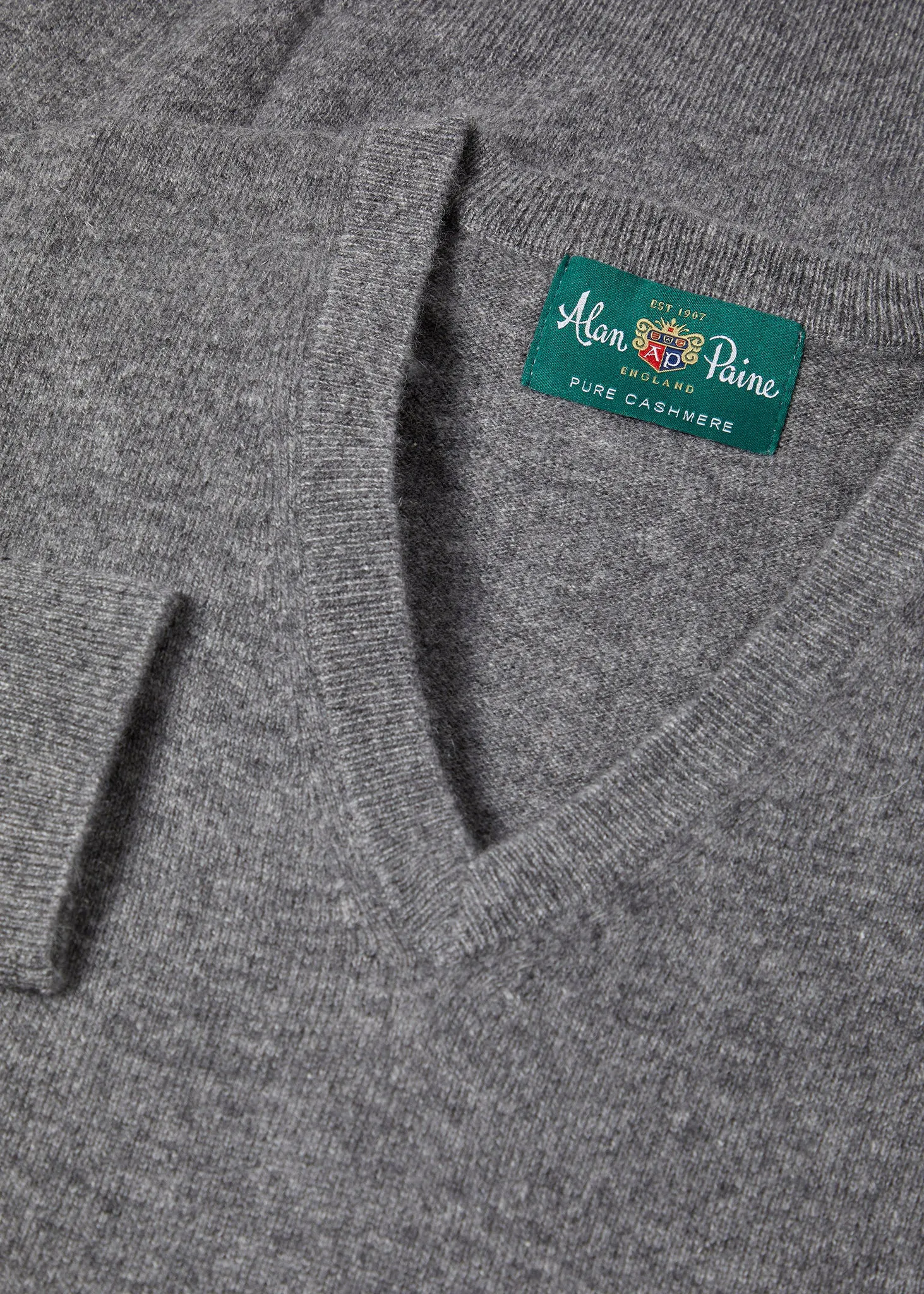 Haddington Cashmere Jumper in Derby - Regular Fit