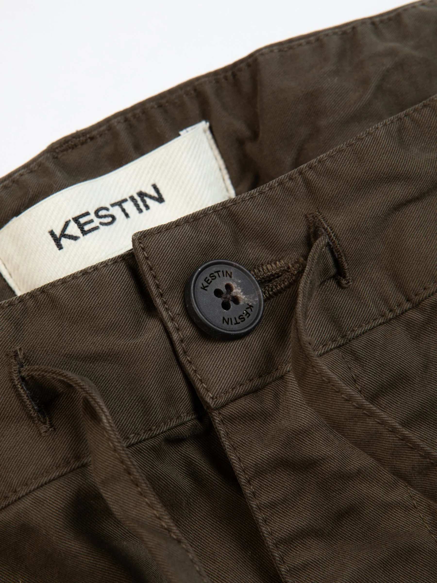 Inverness Trouser In Dark Olive Cotton Twill