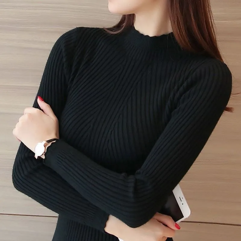 Juliana Scalloped Women's Turtleneck Sweater