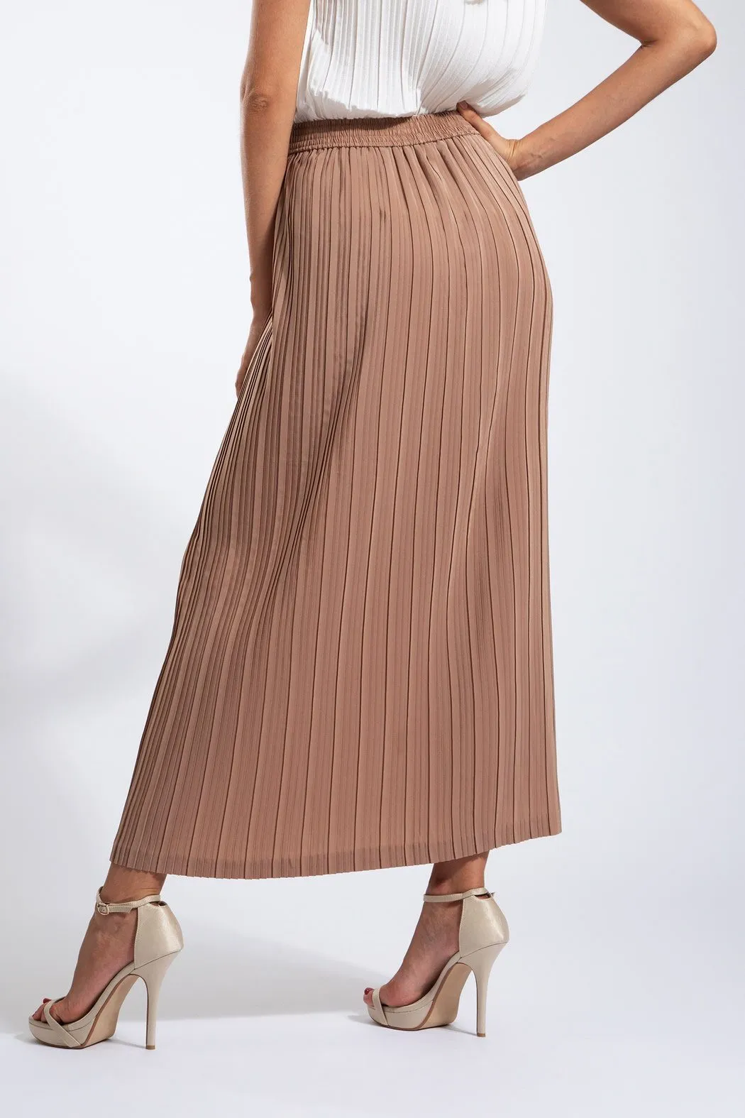 Katherine Small Pleat Straight Skirt (Shiny Fabric)