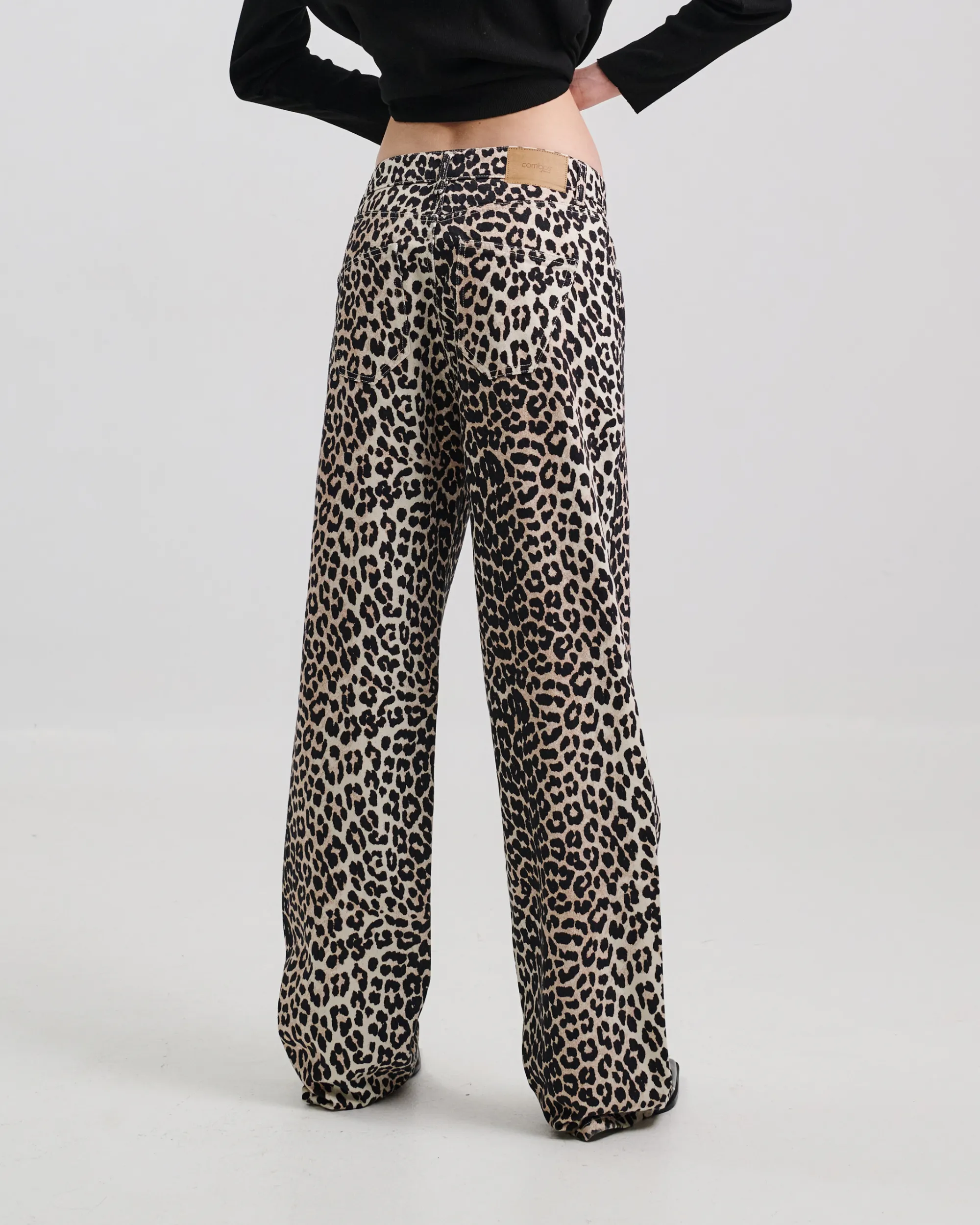 Mallory Leopard Jeans