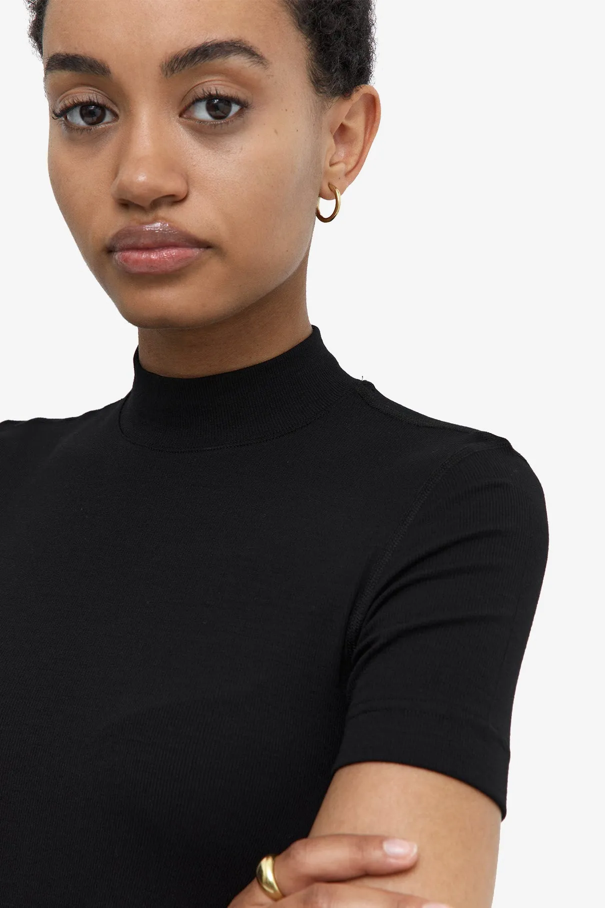 Modal Ribbed Mockneck T-shirt - Black