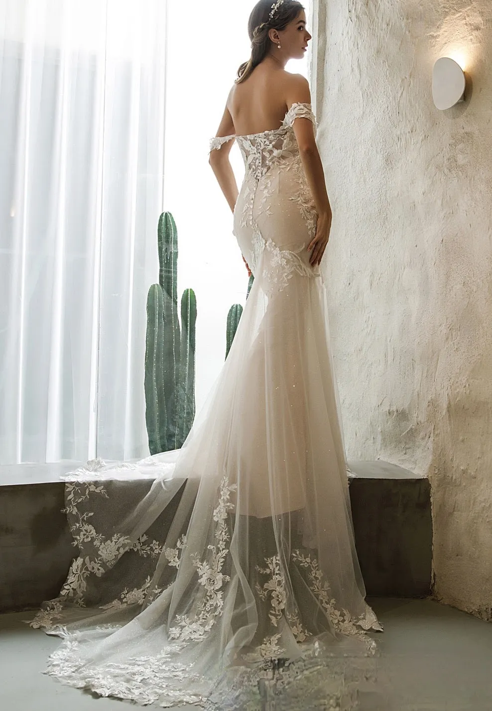 Off The Shoulder Mermaid Wedding Dress in Glitter Tulle With Open Back