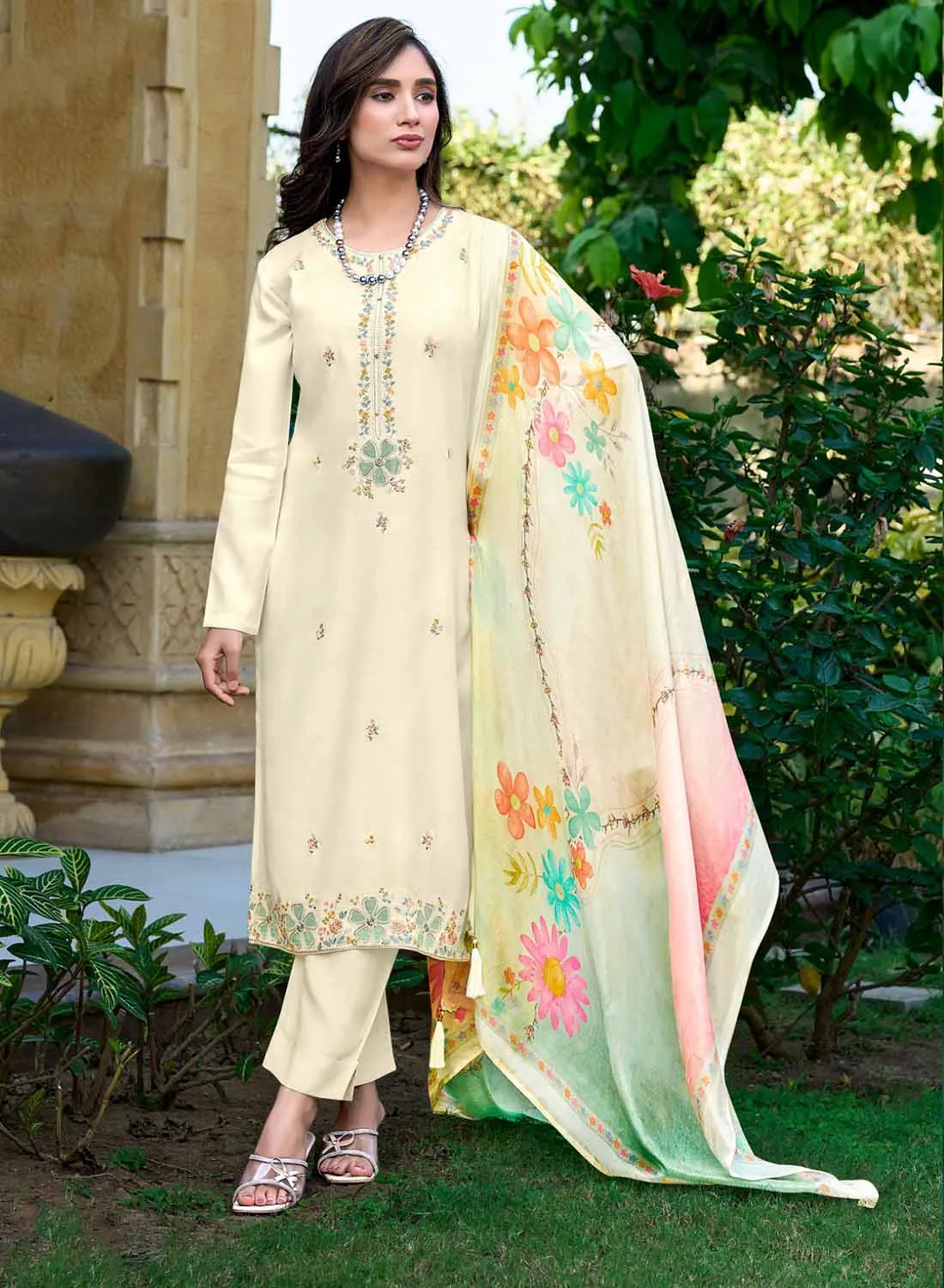 Party Wear Pure Muslin Silk Unstitched Suit Material for Women