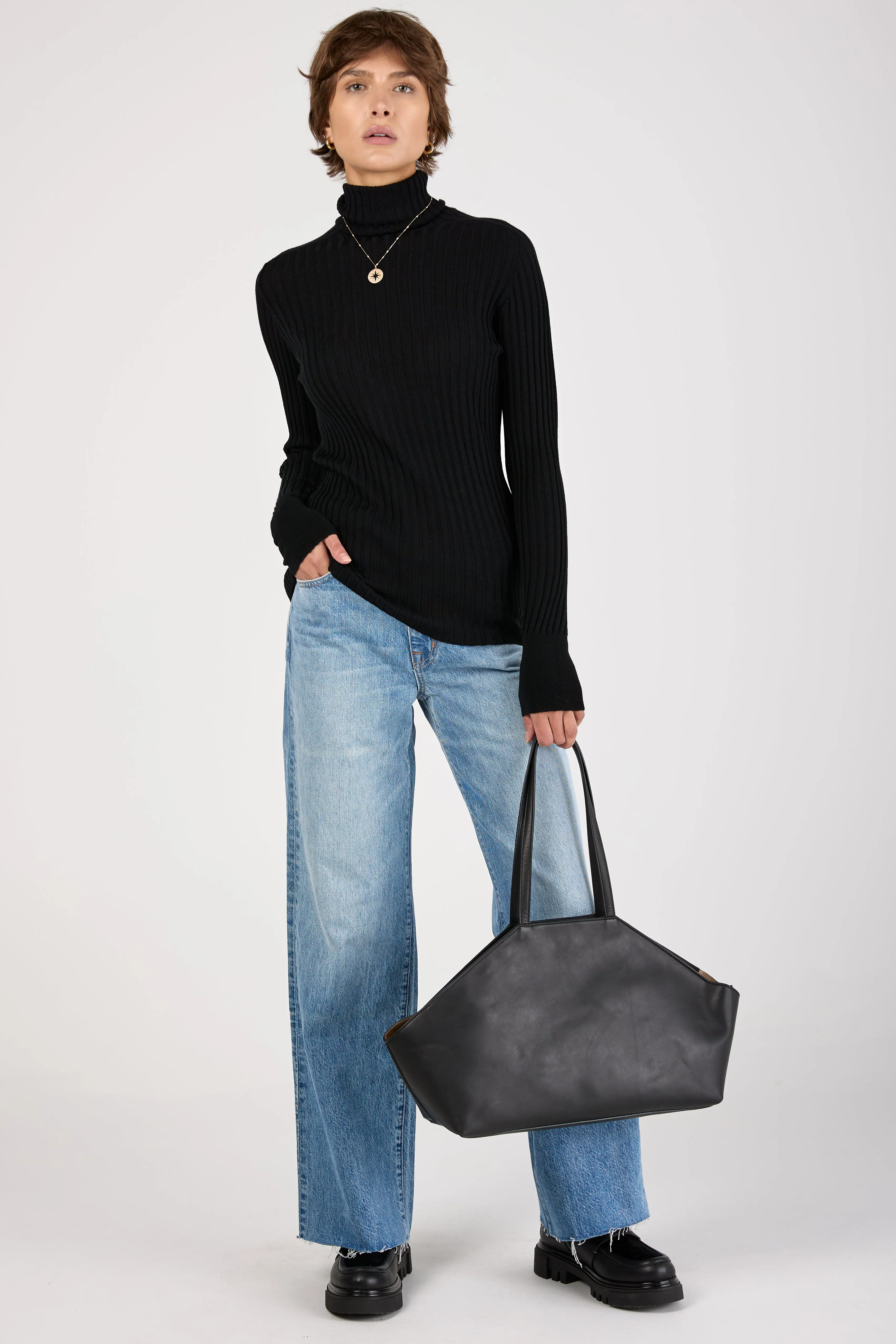 Ribbed Turtleneck Wool Knit Sweater in Black