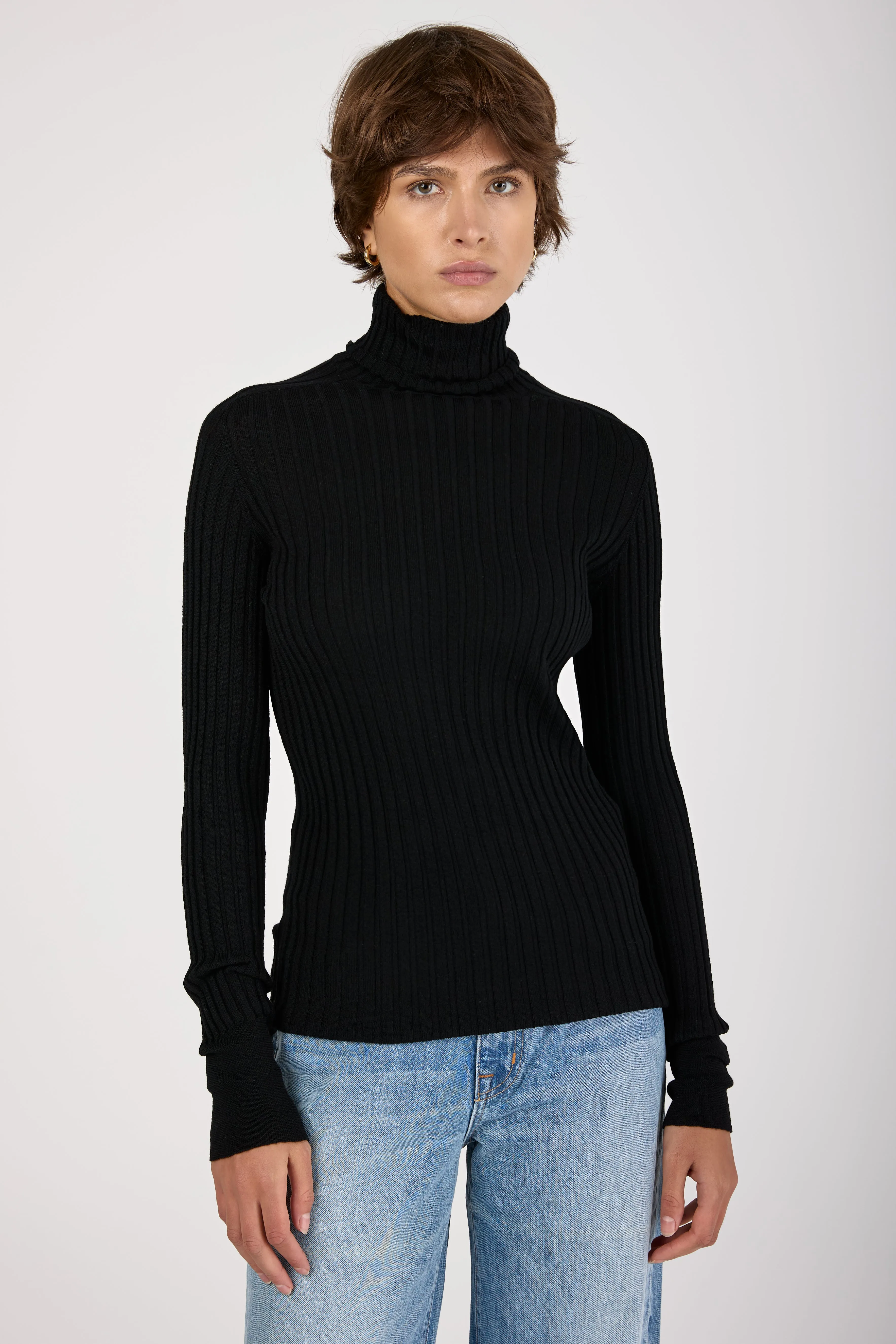 Ribbed Turtleneck Wool Knit Sweater in Black